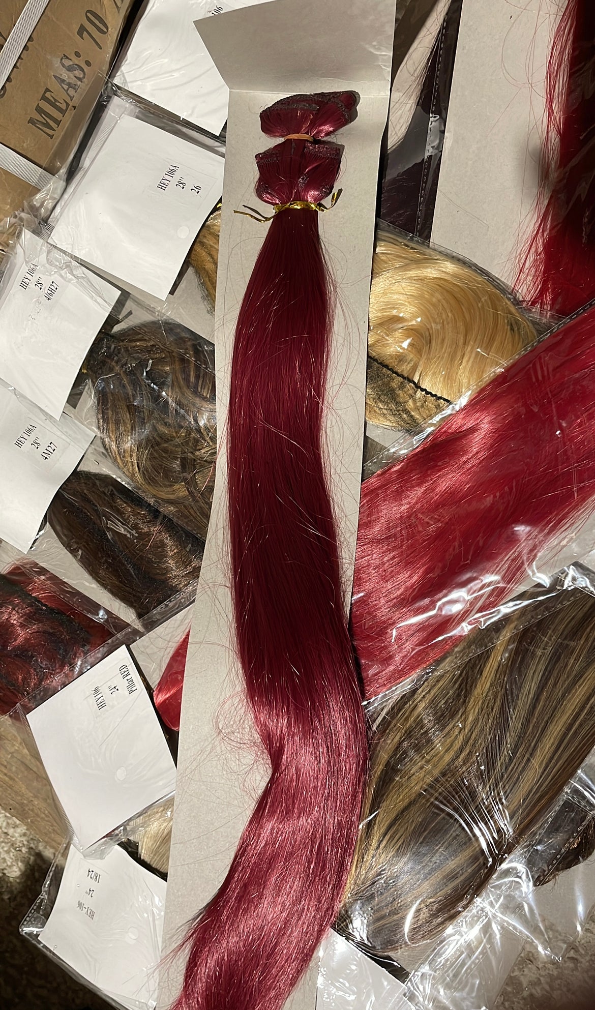 1,000 X Mixed Synthetic Hair Extensions READ DESCRIPTION