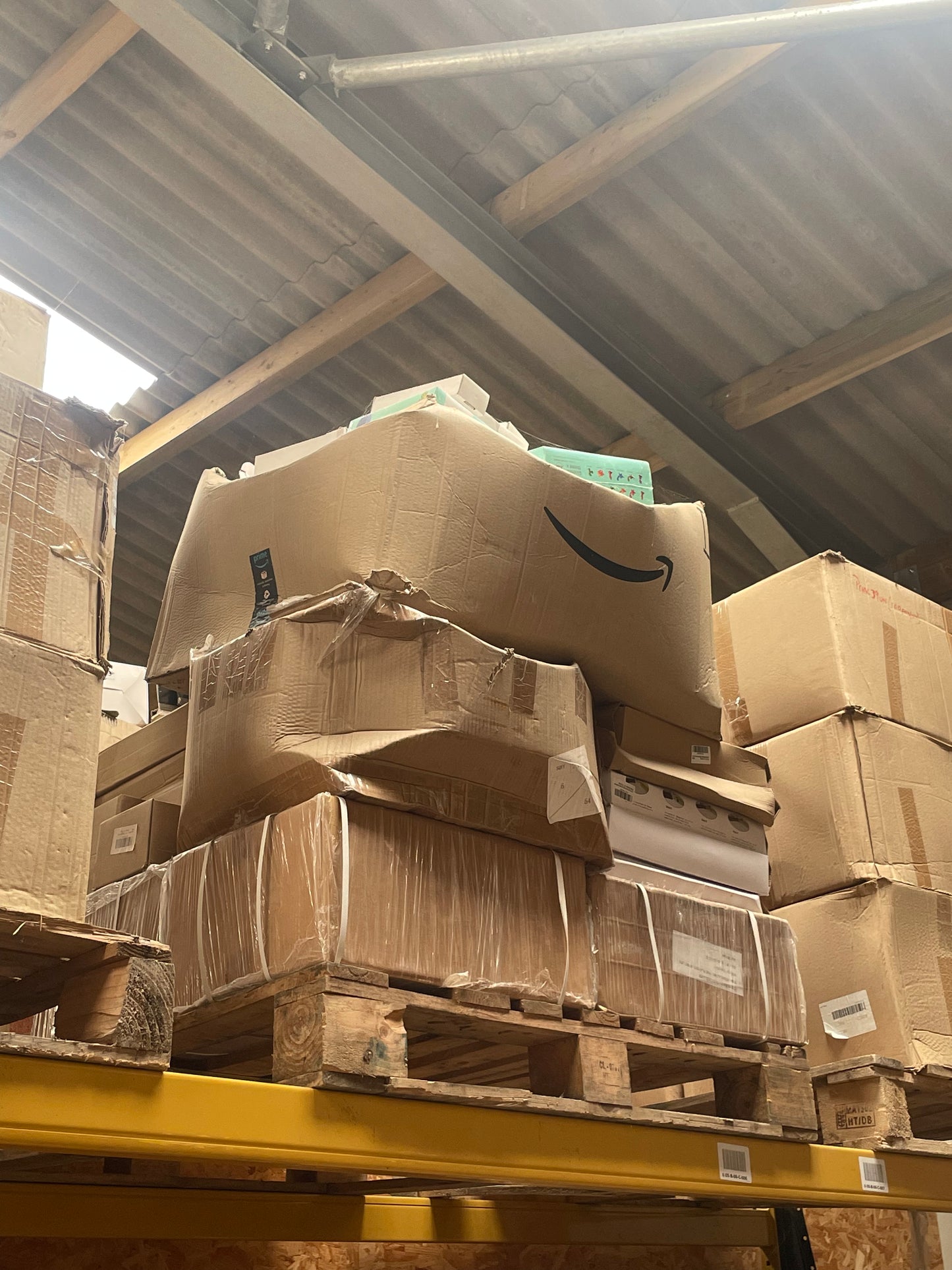 Mixed Pallet No Manifest B