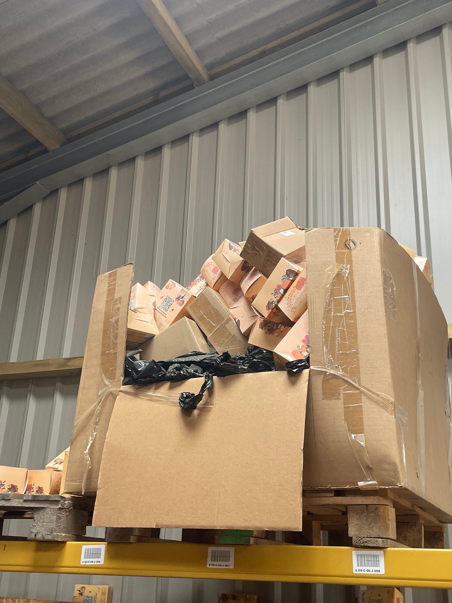 Mixed Pallet No Manifest C