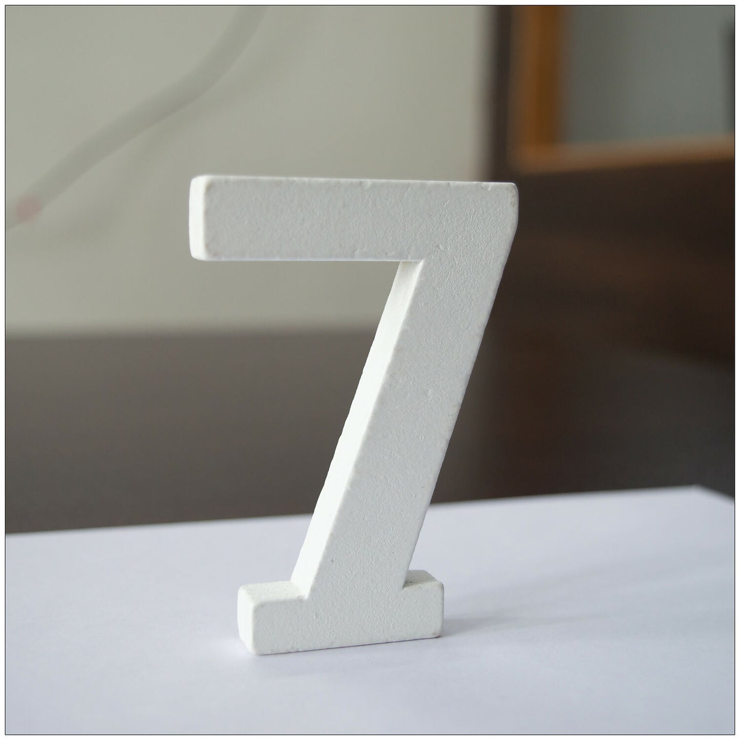 920pcs White Wooden Numbers 8cm Mixed Joblot 0, 2 to 9 Number Free Standing