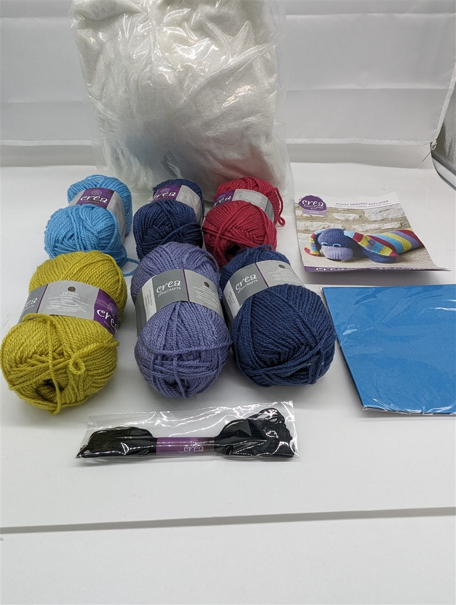 32 X DOGGY DRAUGHT KNITTING KITS