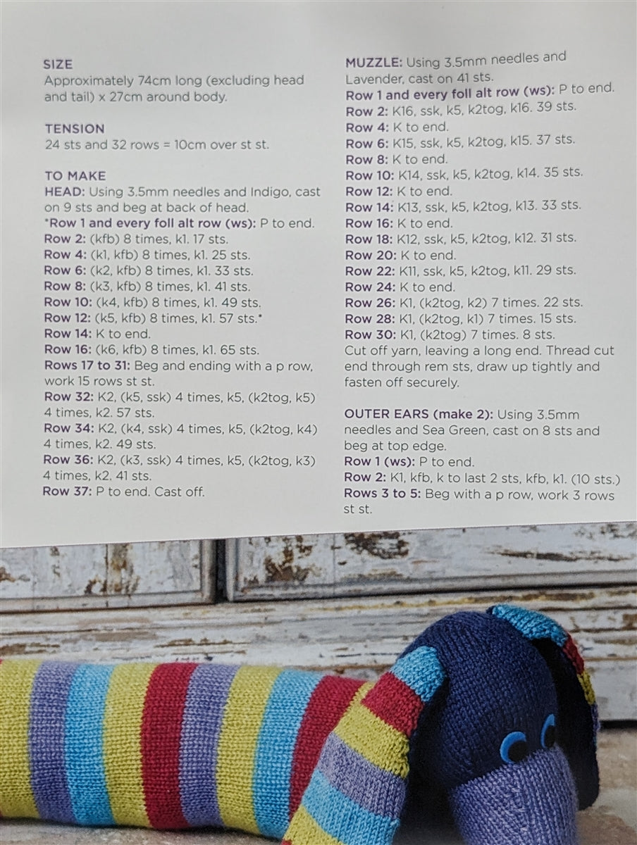 32 X DOGGY DRAUGHT KNITTING KITS