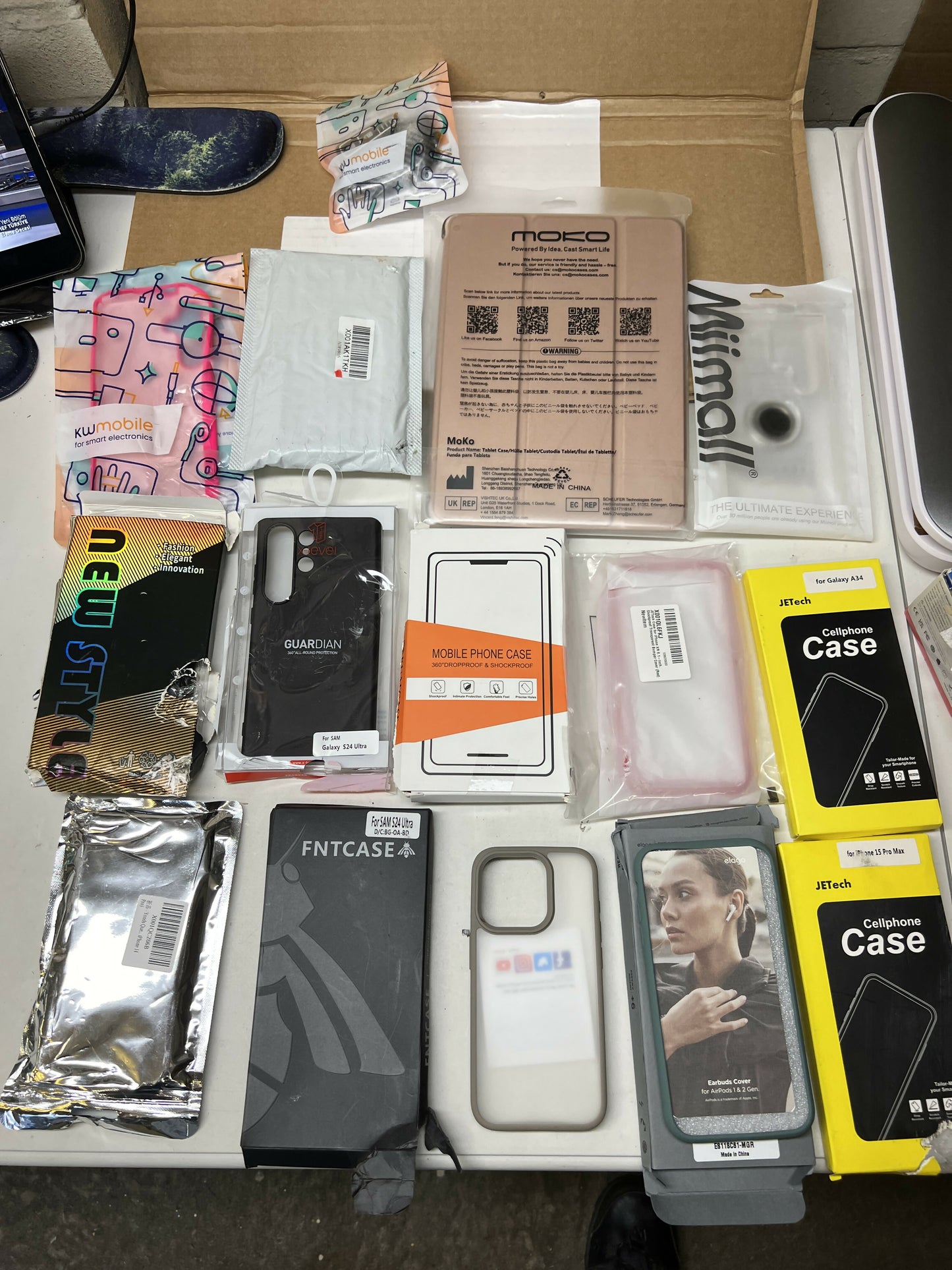 160 X Phone Cases Iphone 13/14/15