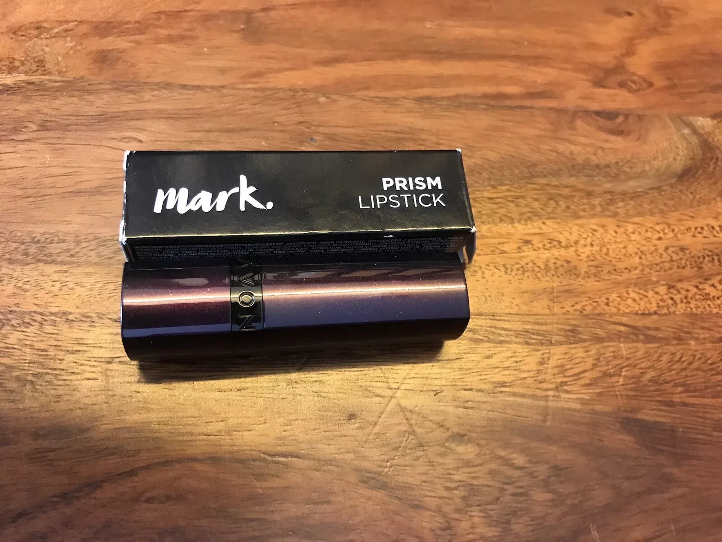 72 X Avon Mark Prism Lipstick- Energy Flash RRP £726