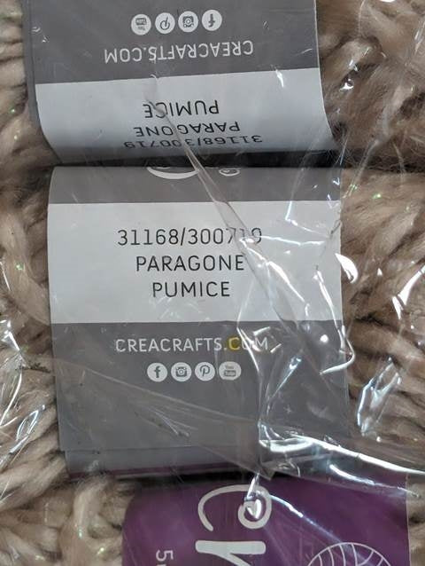 3220 X Crea Wool Mixed Pallet READ DESCRIPTION